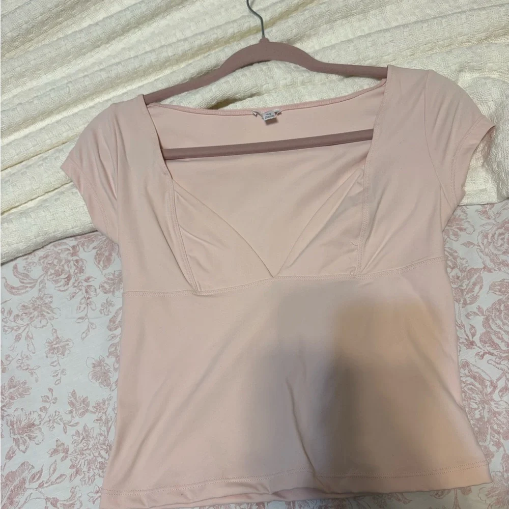 Garage Light Blush Pink Scoop Neck Short Sleeve Top - Picture 1 of 2